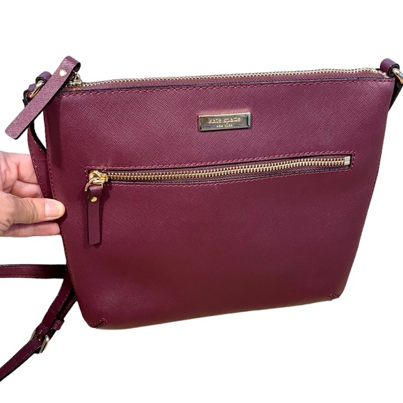 KATE SPADE PLUM LAUREL SAFFIANO LEATHER CROSSBODY LAVENDER KS JACQUARD INTERIOR - Picture 4 of 16